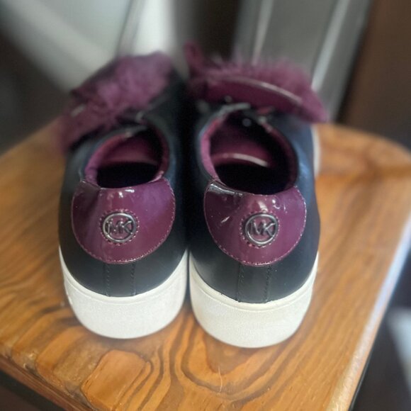 Michael Kors Black & Burgundy Fur Pom Sneakers – Size 8.5 – Statement Shoes - Picture 2 of 4